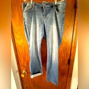 Torrid Size 20 Short pants or Capris.